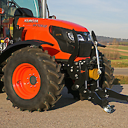 Kubota M7060 FS-4 28