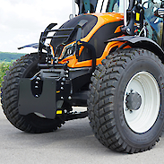 Valtra N135 Direct  XB BIONIC II 130, earth bucket 1800, coupling plate